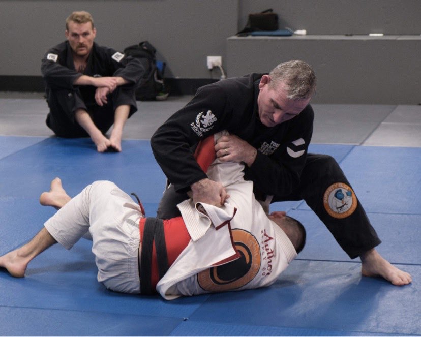 https://new.roninacademy.com.au/wp-content/uploads/2023/07/Craig-gi-top.jpg